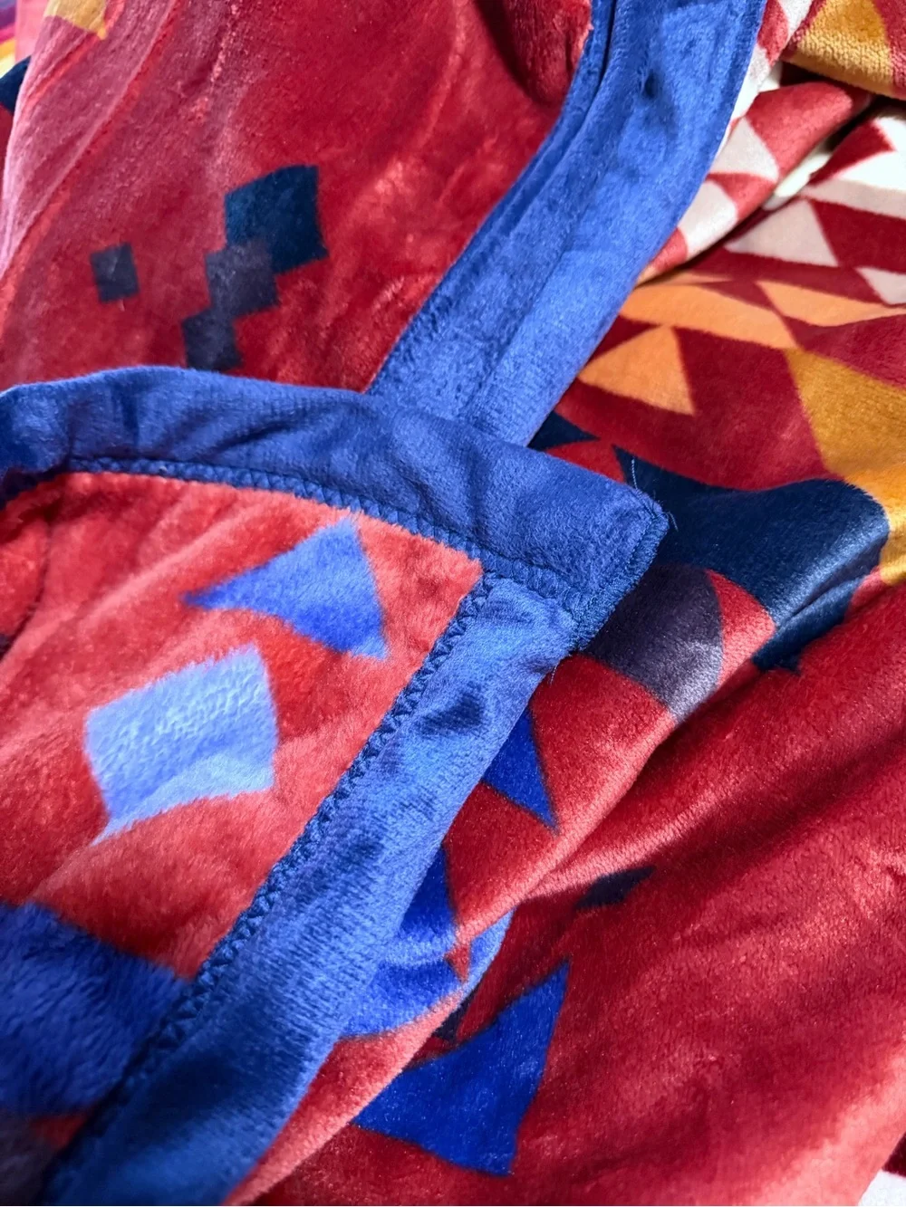 Premium Queen Southwest tribal Aztec Geometric Plush fleece Blanket -
